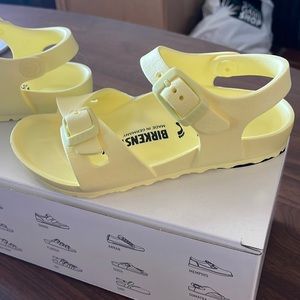 Birkenstock Kids Rio EVA Popcorn/Bright Yellow Sandal Size 27 and 29